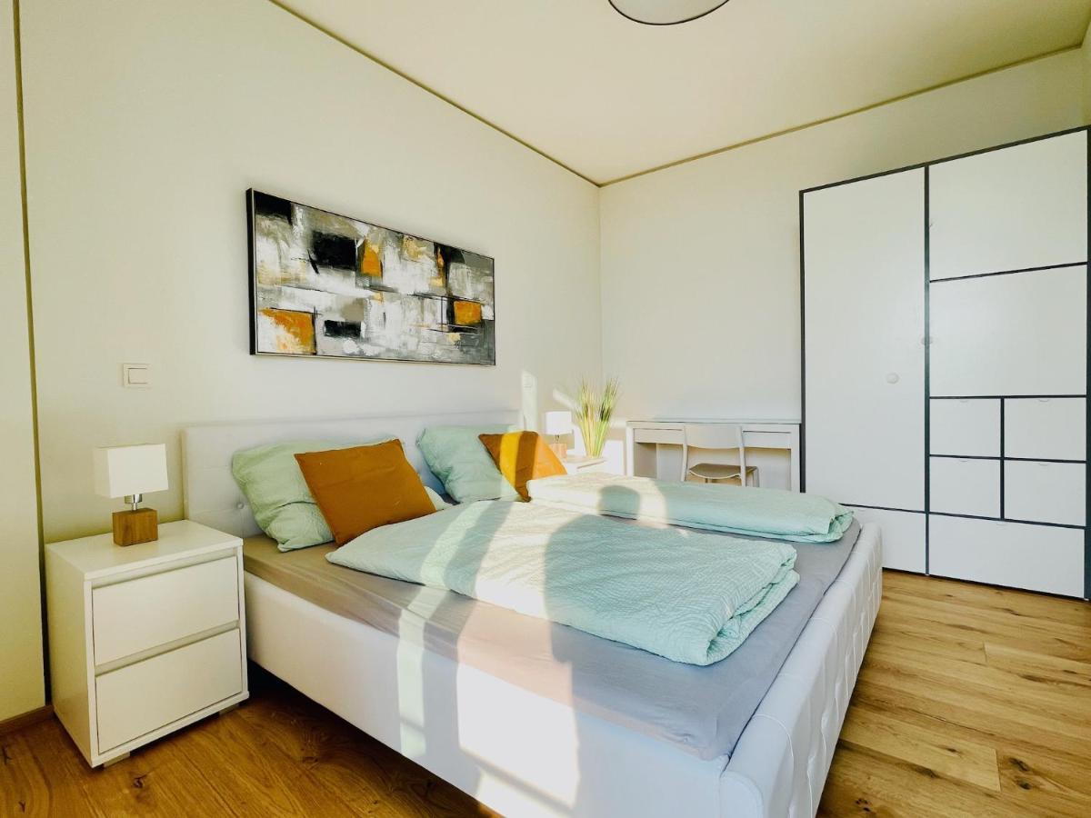 Triiiple Level 31 - Sonnenwohnen Apartment Mit Fantastischem Ausblick Und Parkplatz 비엔나 외부 사진