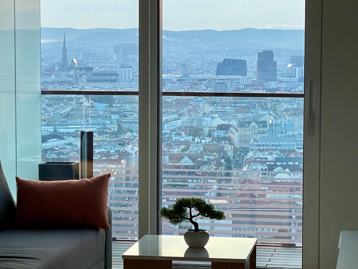 Triiiple Level 31 - Sonnenwohnen Apartment Mit Fantastischem Ausblick Und Parkplatz 비엔나 외부 사진