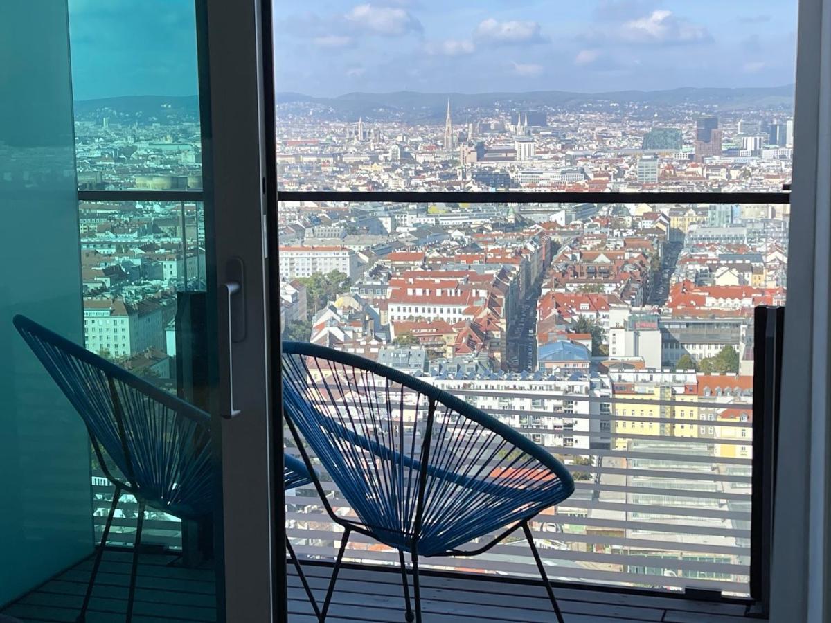 Triiiple Level 31 - Sonnenwohnen Apartment Mit Fantastischem Ausblick Und Parkplatz 비엔나 외부 사진